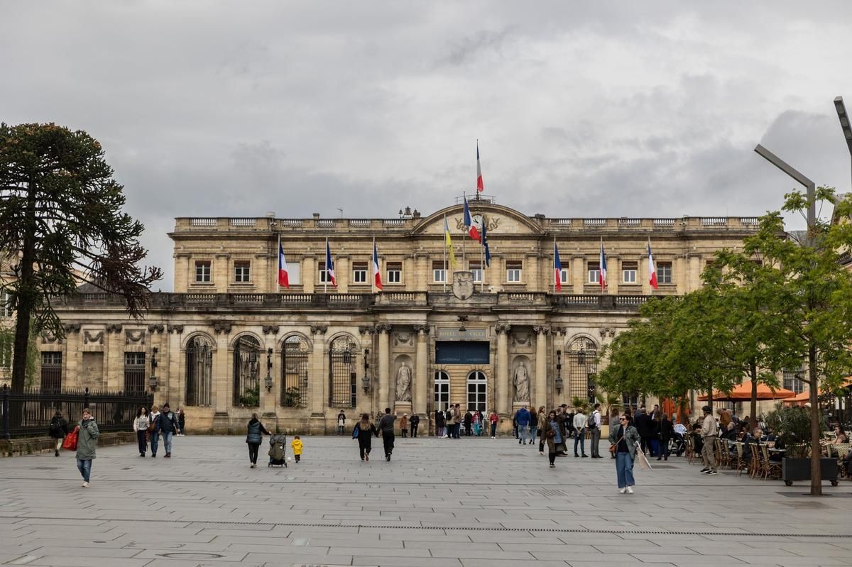 À la découverte du Palais Rohan : l'hôtel de ville de Bordeaux à travers les âges