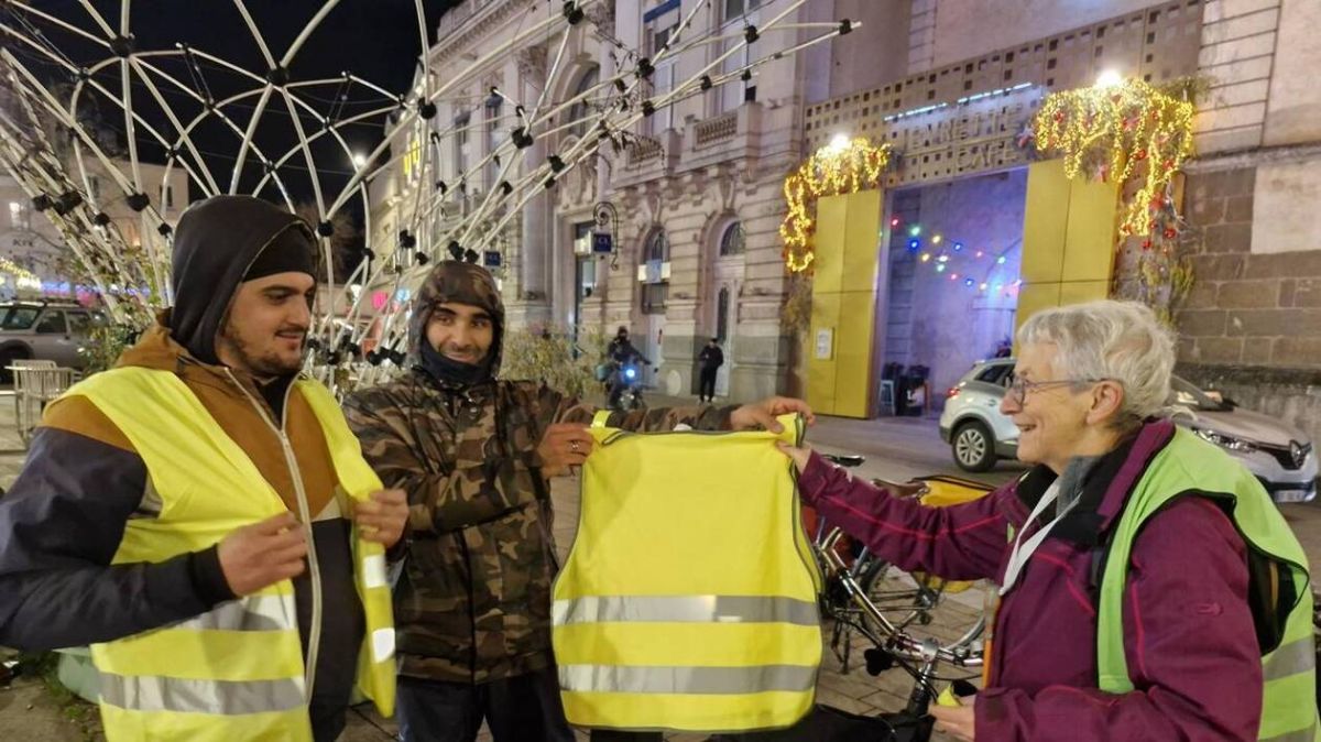 Des éclairages pour une meilleure sécurité des livreurs à vélo au Mans