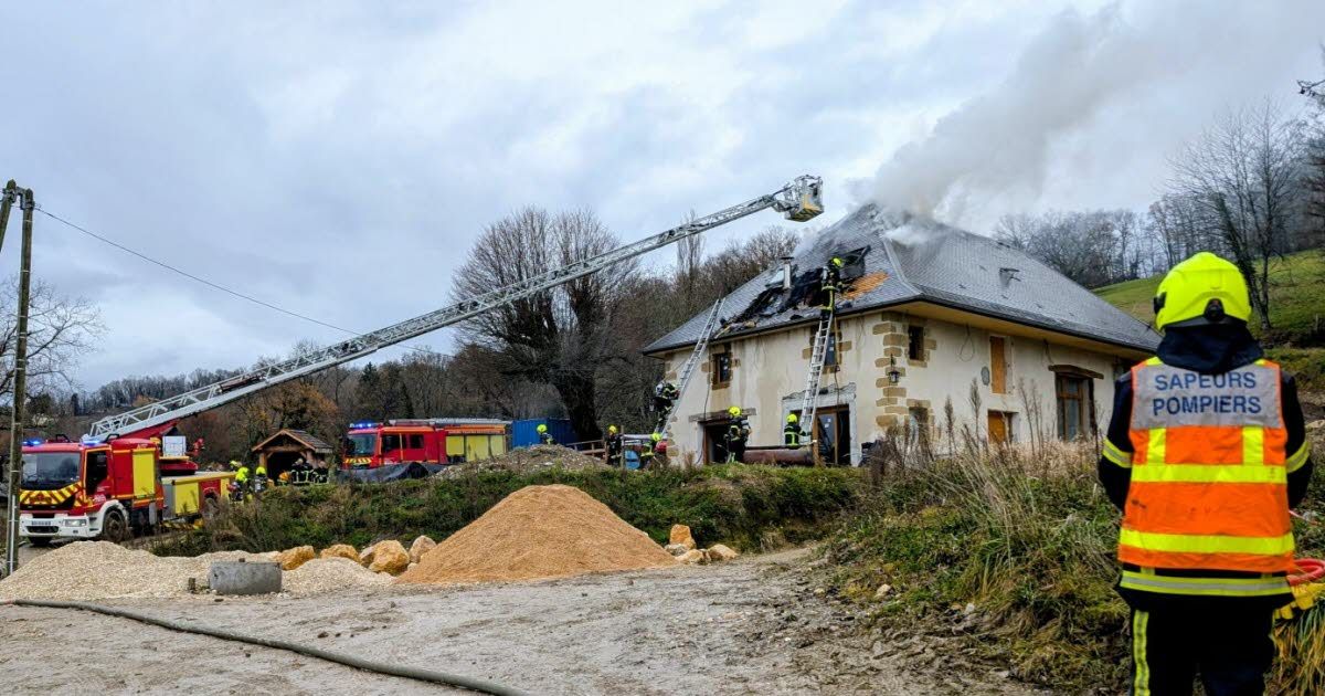 Une intervention héroïque sauve une maison d'un incendie catastrophique en Haute-Savoie