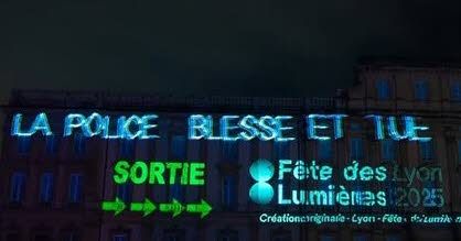 Des messages anti-police illuminent la fête des lumières à Lyon