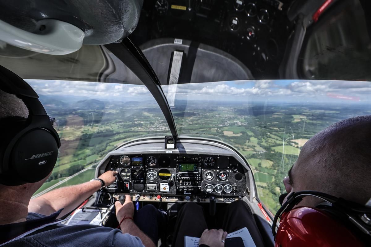 Tragique accident d'avion dans les Pyrénées : quatre vies perdues
