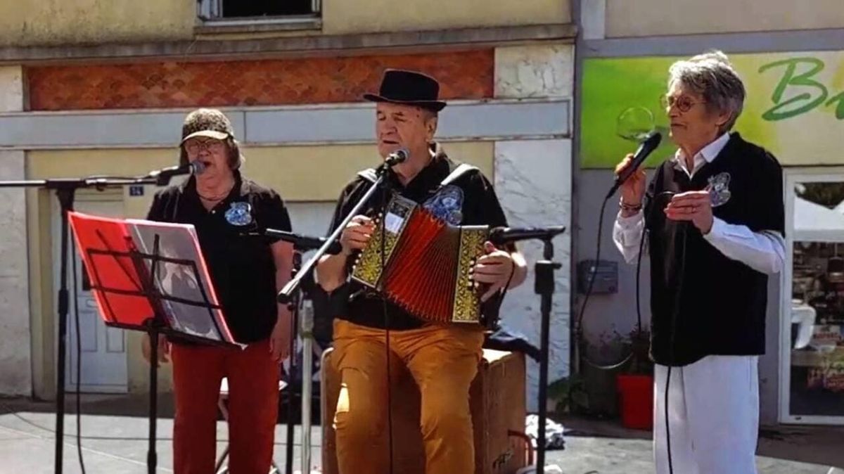 À Toutlemonde, le marché de Noël fait briller les fêtes