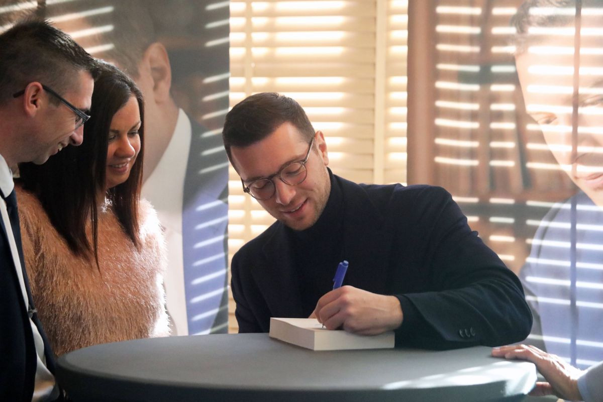 Un restaurant vandalisé avant la visite de Jordan Bardella : entre intimidations et tensions