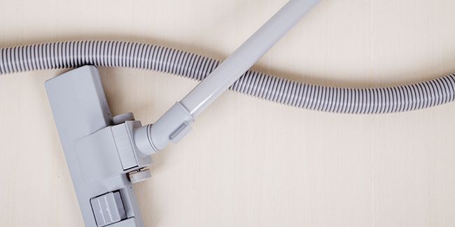 Aspirateur intégré et centralisé versus aspirateur classique