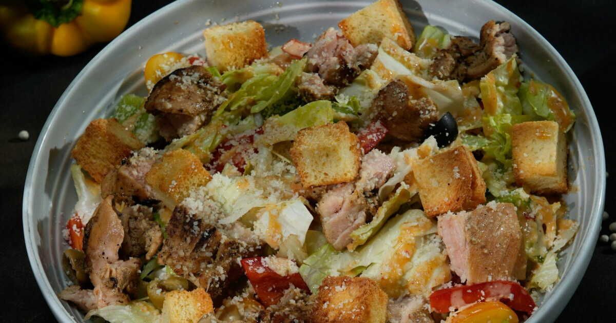 Amandine Petit partage sa recette estivale de salade aux crevettes