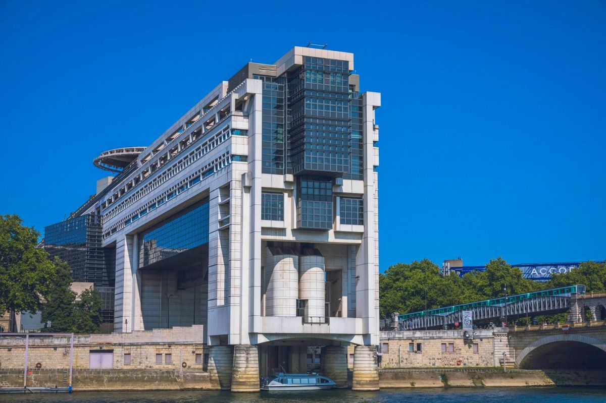 Dix ans après les Panama Papers, la France recouvre 271 millions d'euros