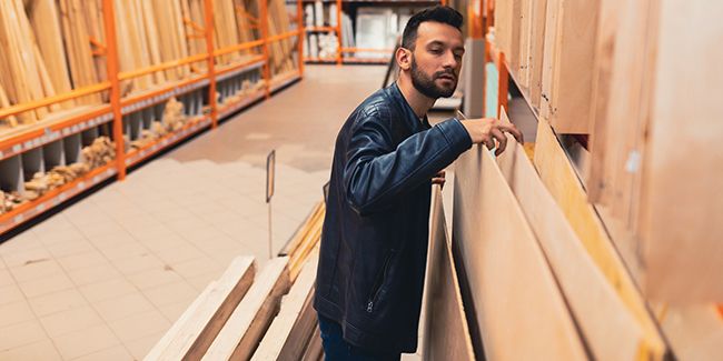 Le contreplaqué : un matériau polyvalent pour tous vos projets de bricolage