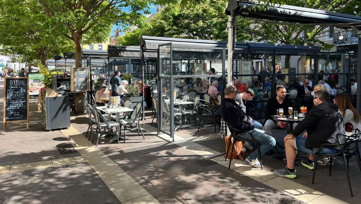 Grenoble : chaleur estivale et terrasses pleines en plein printemps