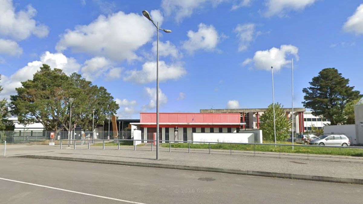 Une ado attaquée au couteau dans son lycée : un acte prémédité choquant