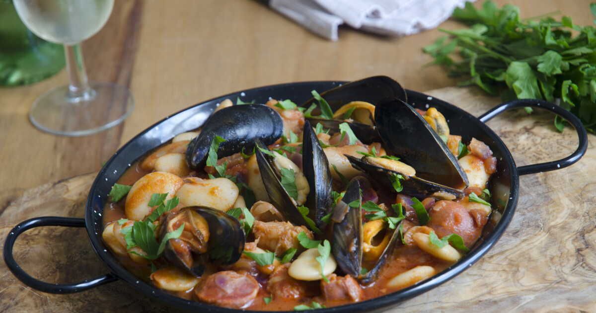 Moules au chorizo : une recette estivale pleine de saveurs ibériques