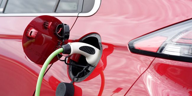 Vivre en appartement avec une voiture électrique : comment gérer la recharge ?