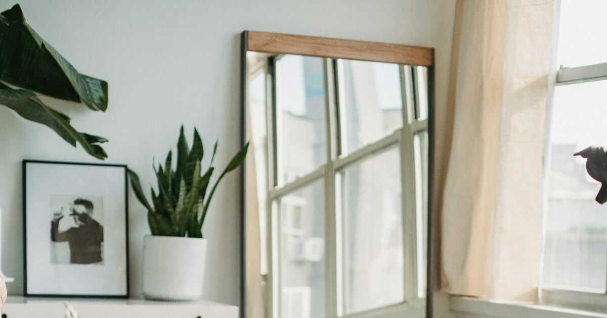 Créez votre miroir ondulé à la maison : un DIY tendance et accessible