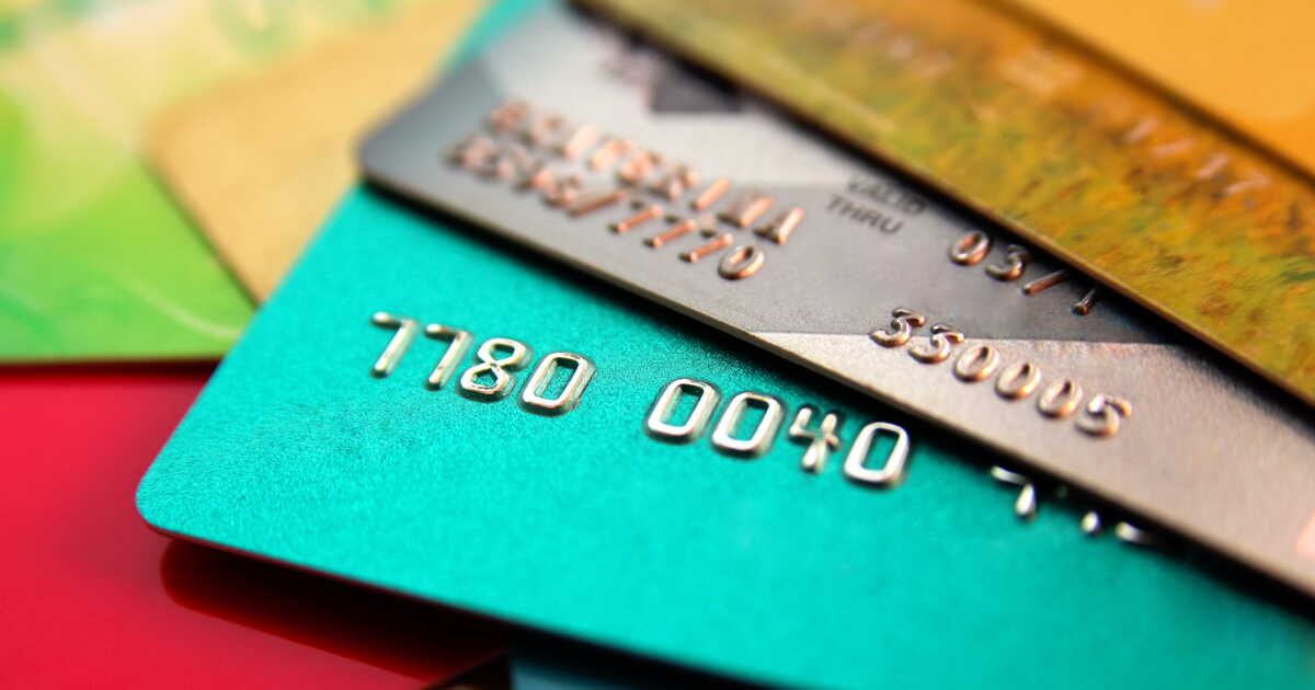 Les étapes à suivre pour gérer un compte bancaire après un décès