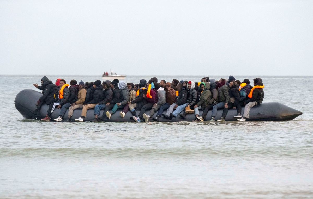 L'ue vers une nouvelle politique migratoire : des centres pour migrants à l'étranger
