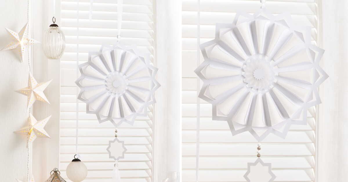 Réinventez vos décorations de Noël avec des créations en papier