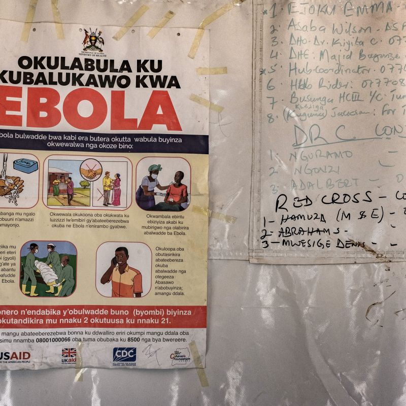 Ebola en RDC : l'OMS tire la sonnette d'alarme sur un risque sanitaire maximal