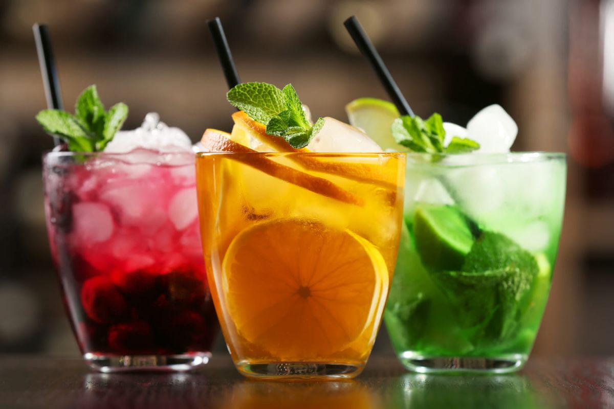 Créez des cocktails colorés qui éblouissent vos invités
