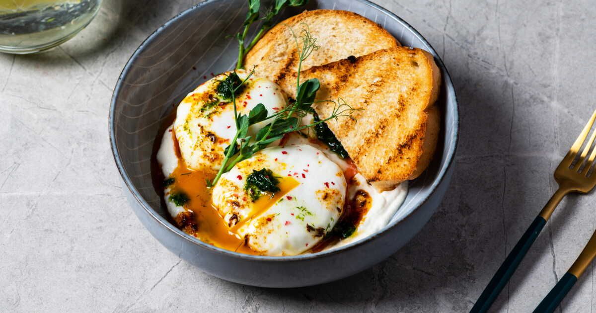 Redécouvrez le plaisir des œufs pochés : une recette délicieuse à savourer