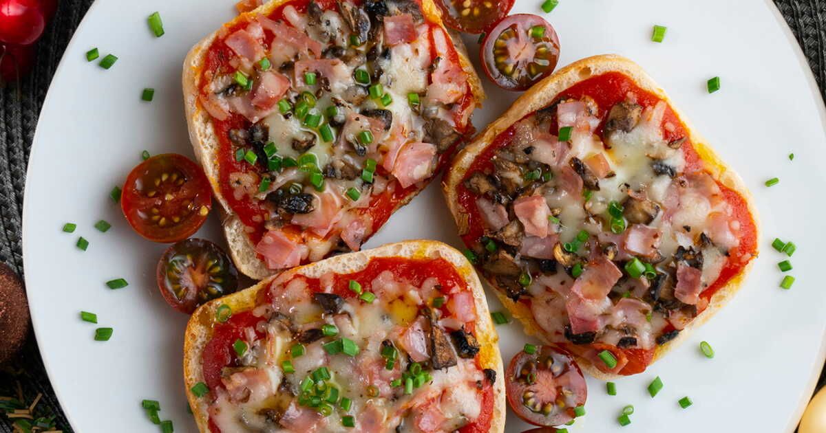 découvrez le croque-monsieur façon pizza : la recette rapide qui va régaler vos soirées