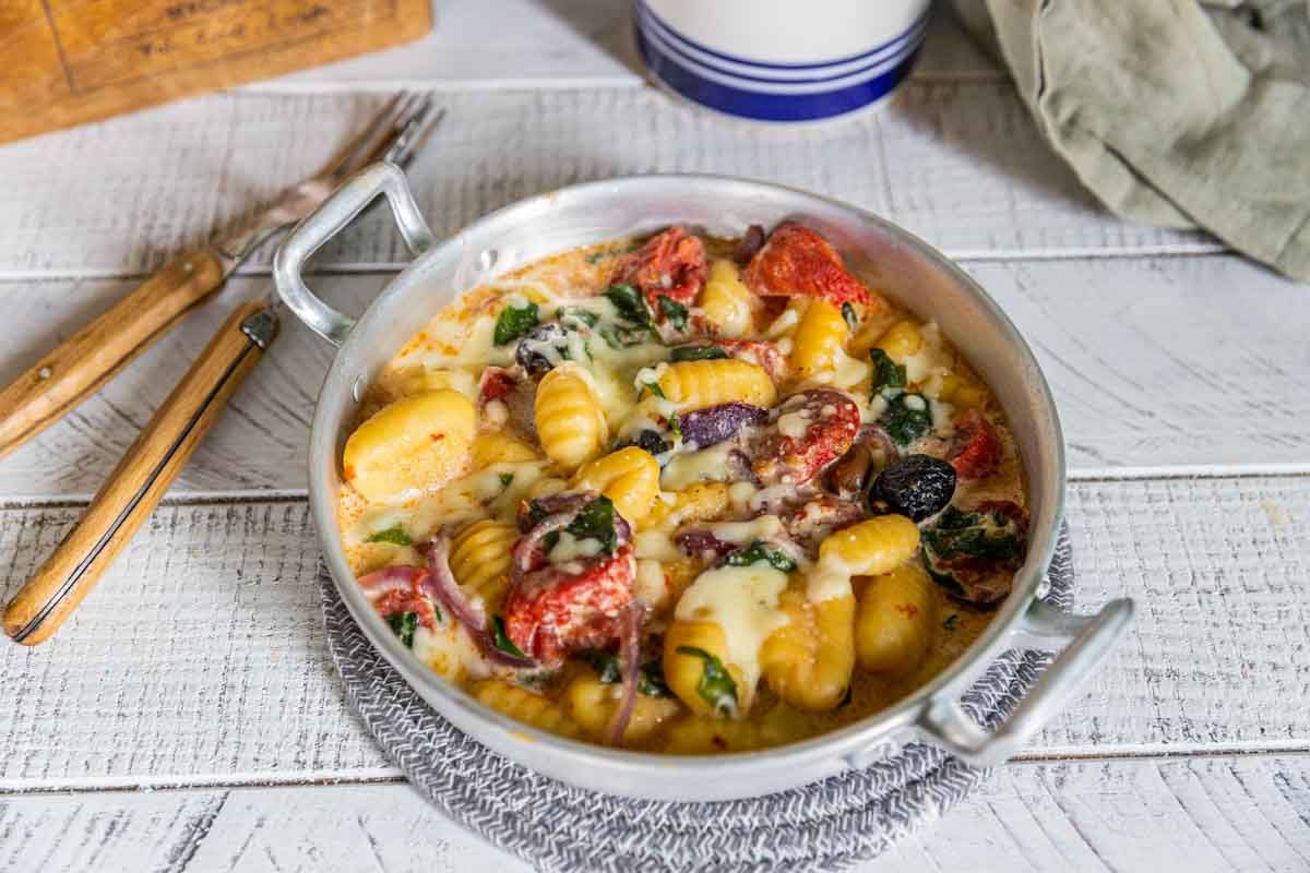 Gratin de gnocchis aux épinards et tomates séchées