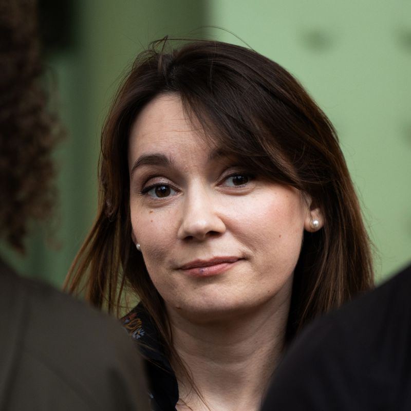 Raphaël Glucksmann : la critique acerbe de Xenia Fedorova soulève des questions sur la désinformation