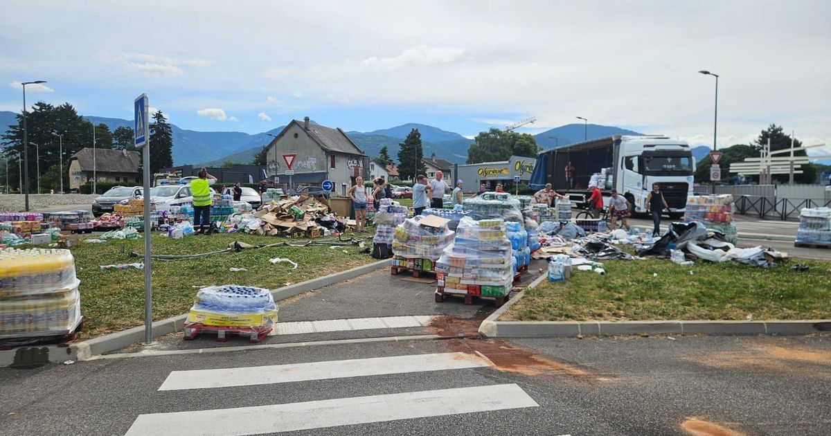 Accident spectaculaire à Carrefour Bassens : des milliers de bouteilles sur la route