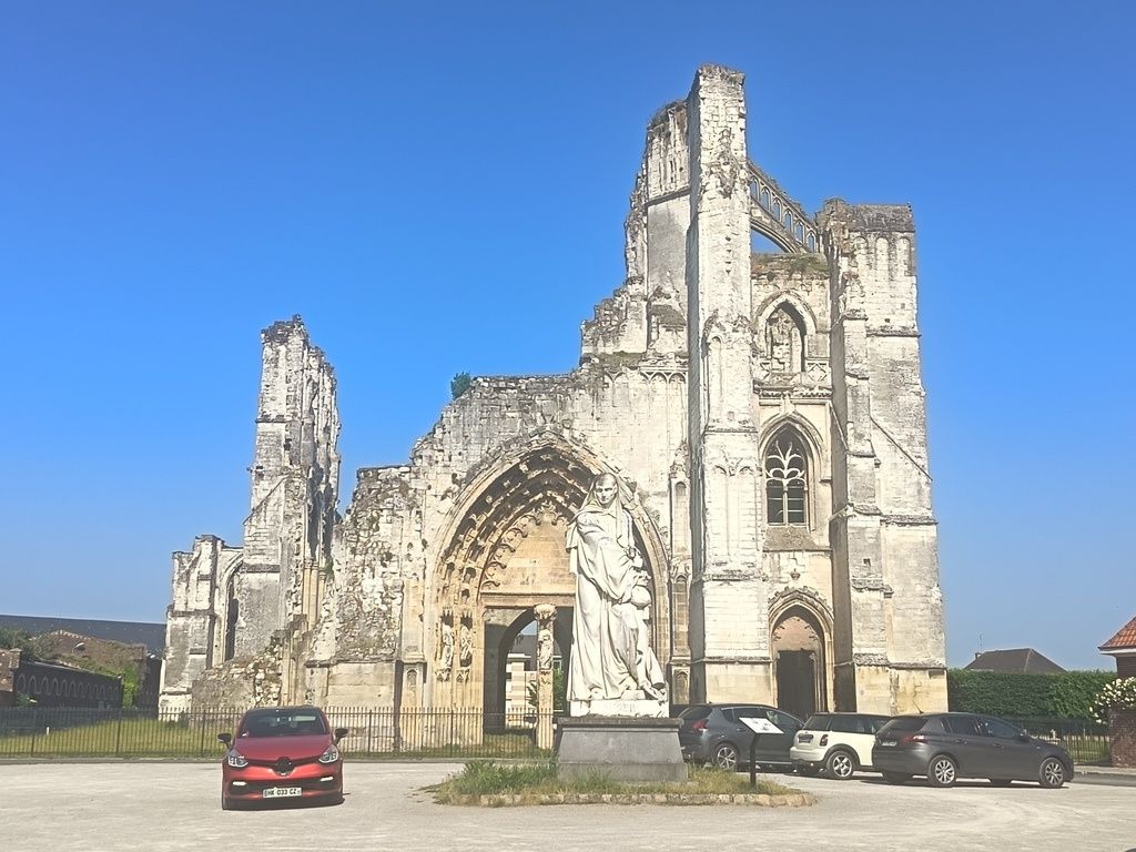 Saint-Omer : entre tradition et défis contemporains