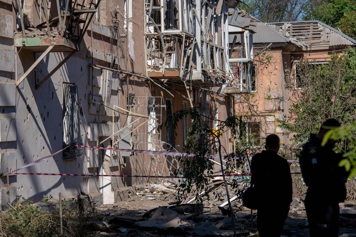 Un dimanche tragique en Ukraine : deux pertes humaines dans des frappes avant des pourparlers européens