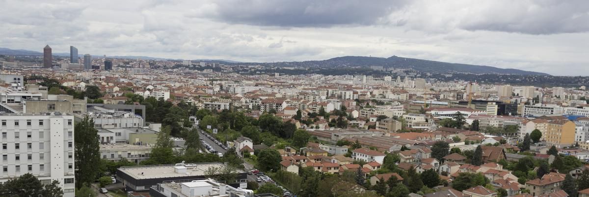 Fusillade à Villeurbanne : deux blessés dans une attaque orchestrée