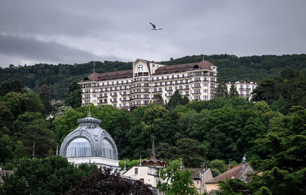 Une parenthèse de luxe au G7 : découvrez l'hôtel Royal d'Évian-les-Bains
