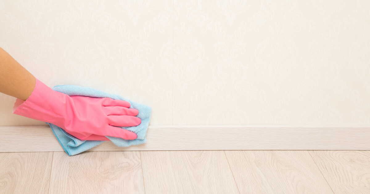 Les secrets d'un nettoyage facile des plinthes