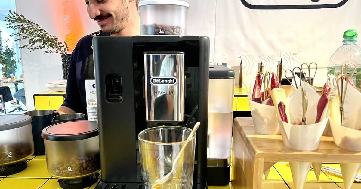 De'Longhi Rivelia : la machine à café qui réinvente le plaisir quotidien