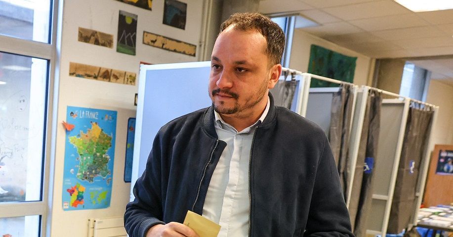 Nordine Raymond dénonce un déferlement de haine après avoir reçu 10 000 messages racistes
