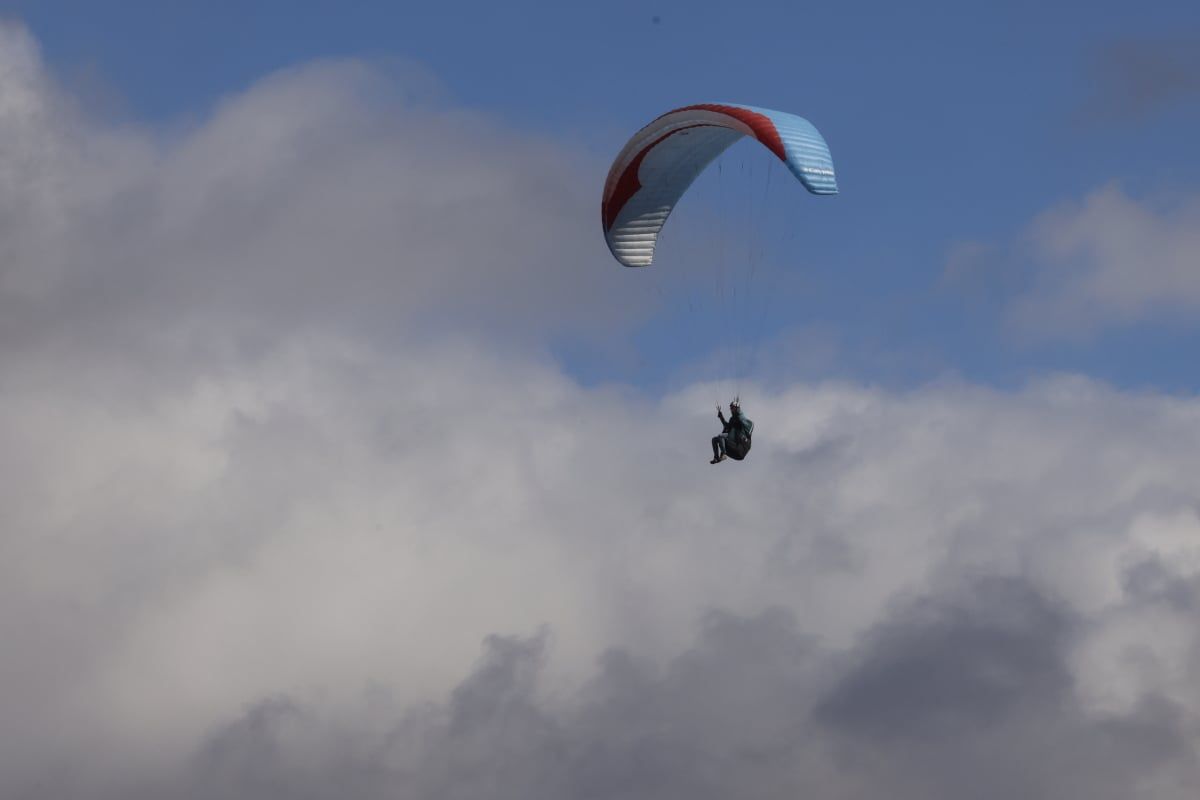 Un tragique accident de parapente secoue Thorame-Haute