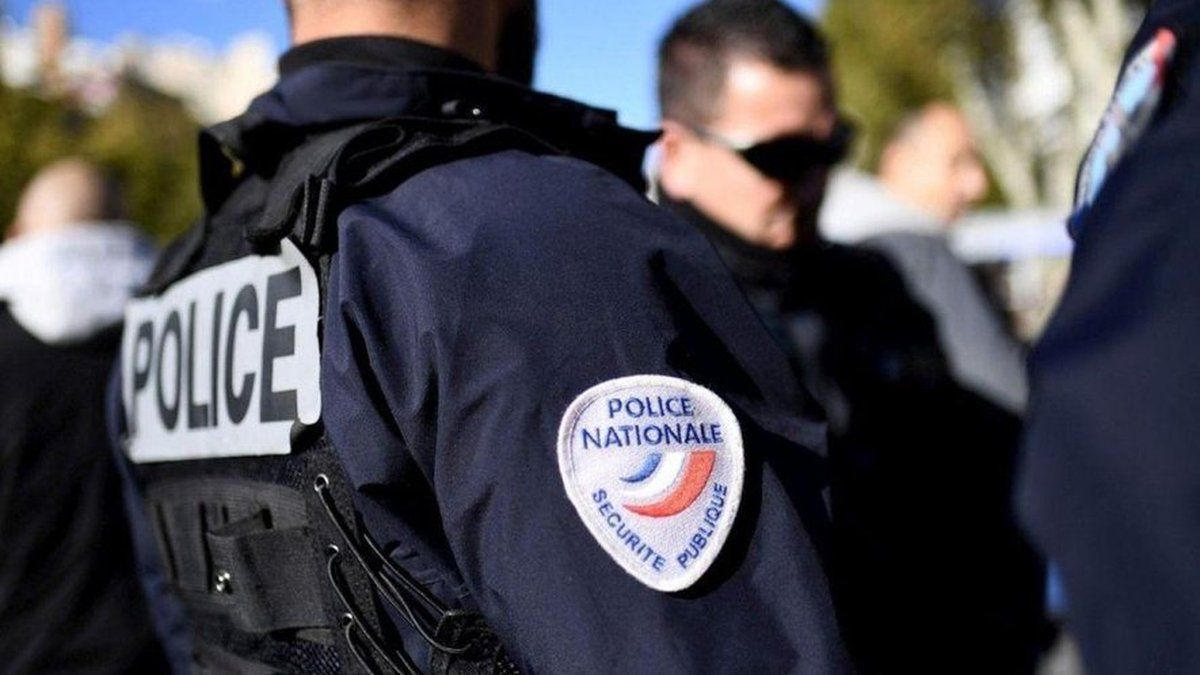 Opération choc contre un réseau de pédocriminalité : une trentaine d'interpellations en France