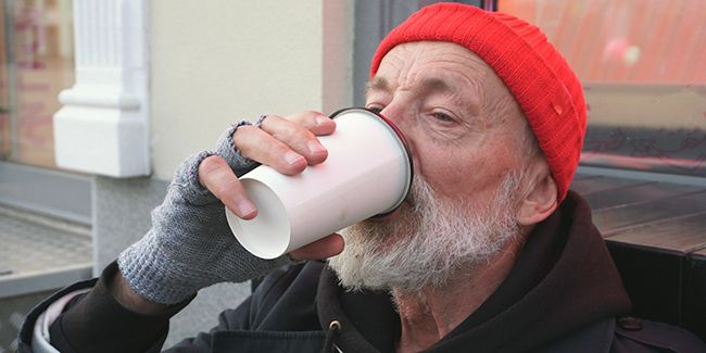 Vivre à la rue : la réalité inquiétante des retraités en France