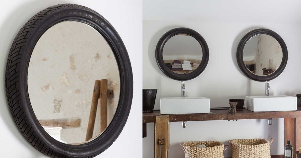 Un reflet inattendu : l'art de transformer une roue de vélo en miroir